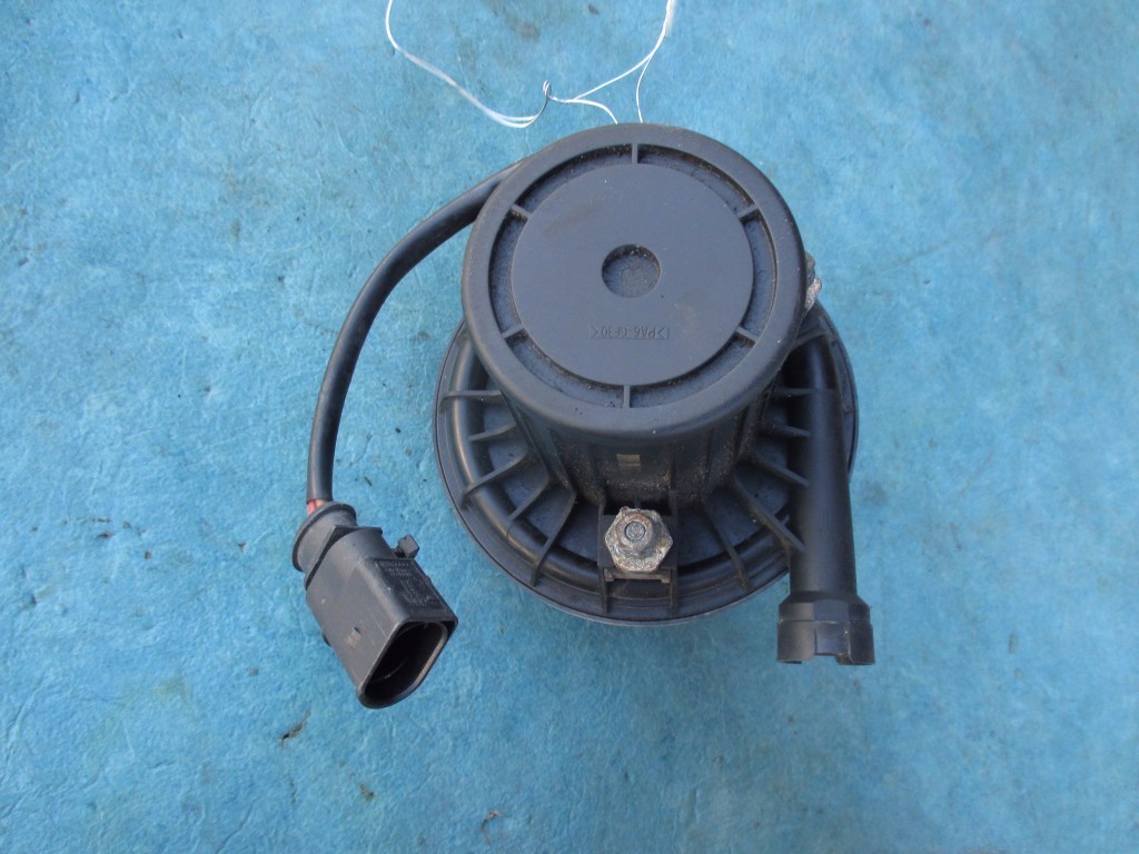 Bentley Continental Gt Gtc Flying Spur secondary air pump used oem 