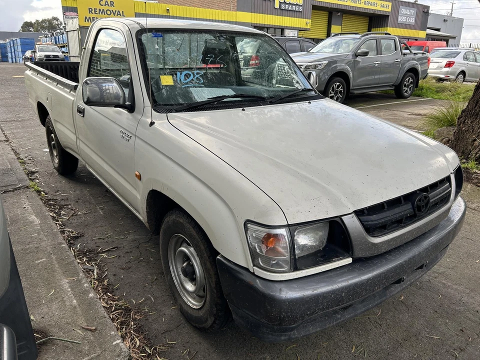 Toyota Hilux Left Front WIndow Regulator RZN149 09/1997-03/2005 - image 3 of 4