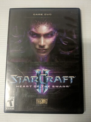 Starcraft 2 Game DVD slim case with manual and code 