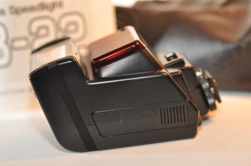 Nikon SB-22 SB 22 Speedlight A-TTL Flash for FILM Camera F5 N80 F100 FM2n FE2 FA - Image 3 of 4