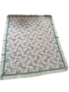 Vintage Grandmother’s Fan Quilt Hand stitched Multi Colors Green Border 62 x 80