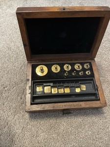 Vintage Arthur H Thomas Brass Weights In Wood Box
