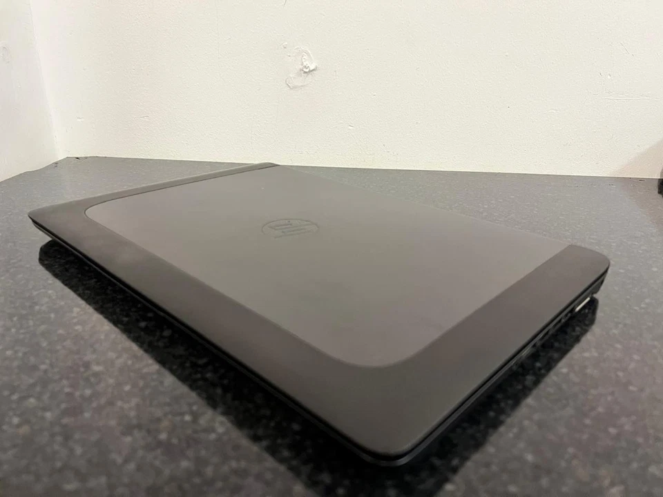 HP ZBook 15 G2 I5 5TH Generation 16 GB ram 256 SSD - Image 3 of 4