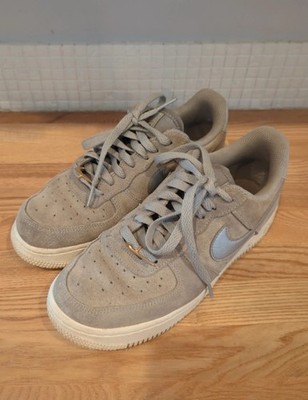 Nike Air Force 1 Turnschuhe Damen Größe 4 Grau Wildleder AF1 Niedrig Turnschuhe Schuhe