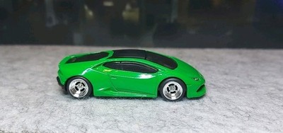 Hot Wheels, Lamborghini Huracan LP 610-4,  Umbau auf Real Riders, Neu.
