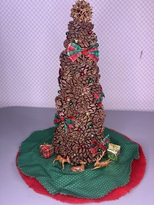 Red Wood Table Top Christmas Tree From The Sequoia Sempervirens Coast 10inch