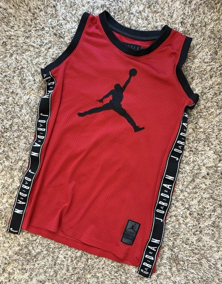Nike Air Jordan #23 Youth Basketball Jersey Size XL 13-15 Years Old Red Black - Image 3 of 4