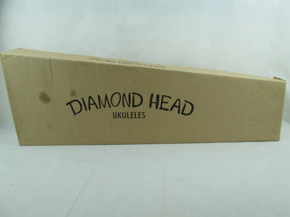 Diamond Head DU-150 Soprano Ukulele Brown with Black Fingerboard With Cover - Image 3 of 4