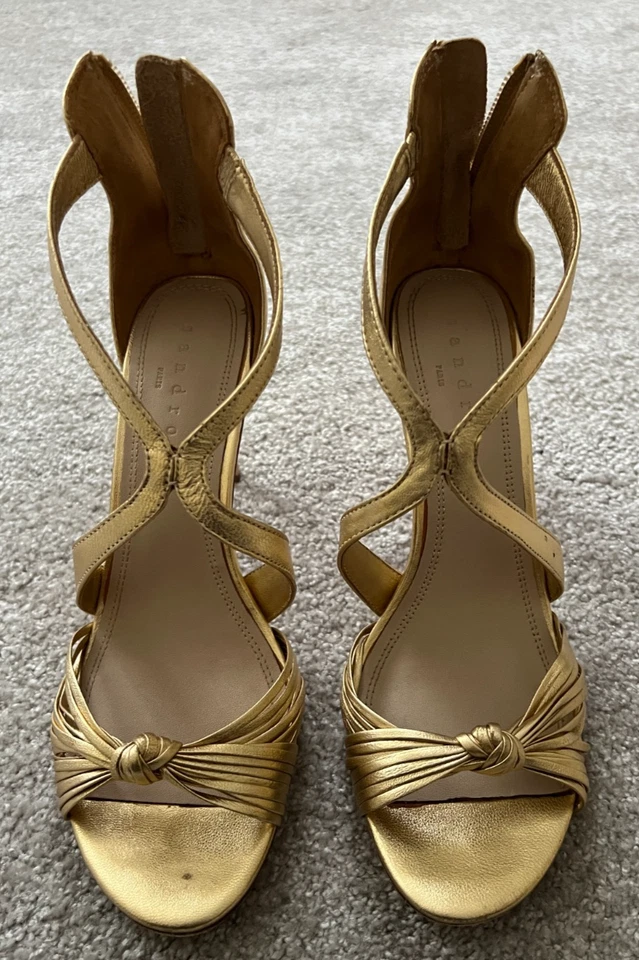 Sandro "Elisa" Gold Tones, Knotted Toe Strap, Heeled Sandals EU40 (UK7) - Image 4 of 4