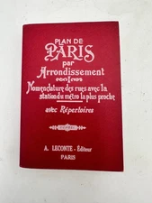 Plan De Paris par Arrondissement, Edited by A. Leconte. Soft Cover Pocket Guide