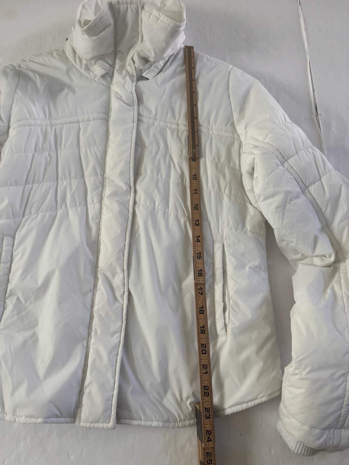 Roxy Medium White Ivory Lightweight Puffer Jacket… - image 10