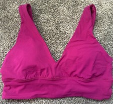 Lululemon Align V-Neck Bra Light Support, C/D Cup ripened Raspberry Size 10 
