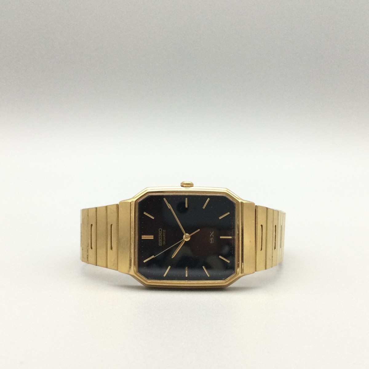 Seiko Mens Watch 27mm Black Rectangle Dial Gold Tone 5Y95-5020 New