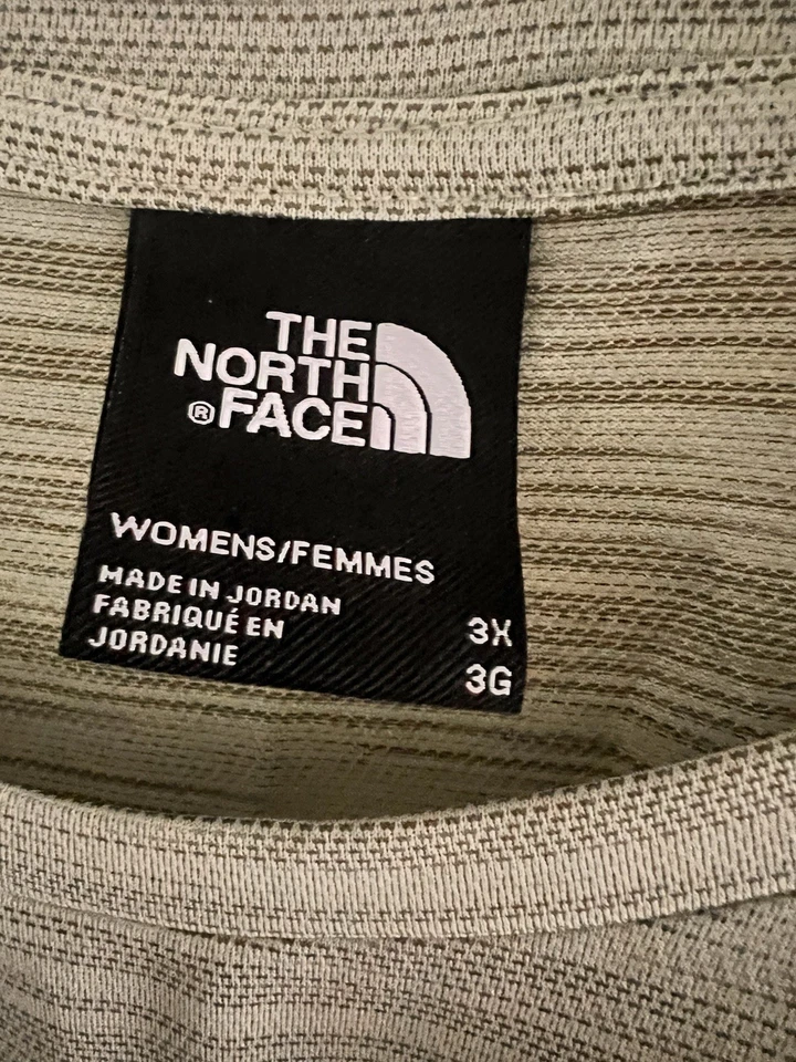 The North Face Activewear Cold Shoulder T-shirt - Image 4 of 4