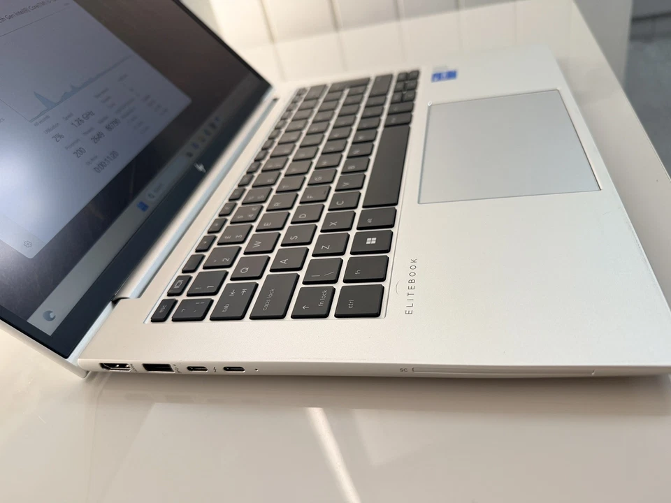 HP EliteBook 840 G9 · i5-1245U · 32GB · 256GB, photo 2 of 4