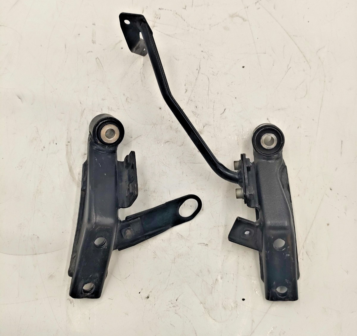 SUPPORTO TELAIETTO INTERNO ( KM 70.000 )-BMW K 1200 RS ANNO 2001 AL 2005