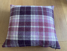 BEAUTIFUL LAURA ASHLEY WOOL CUSHION FEATHER INNER BERRY MULHOLLAND? 100% WOOL