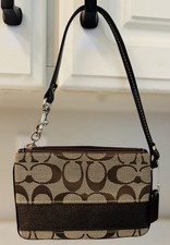 Vintage Coach Wristlet Signature Canvas Brown Tan logo 6 x 4 in Hang Tag