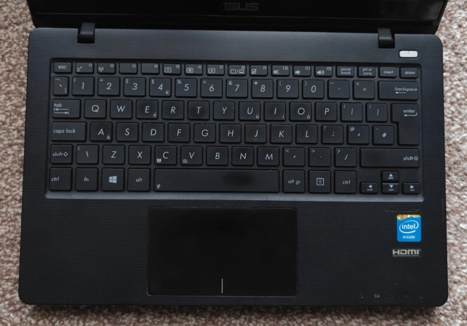 Asus X200CA Touchscreen Laptop Windows 11 Webcam Office New Batt SSD HDMI Cheap - Image 3 of 4