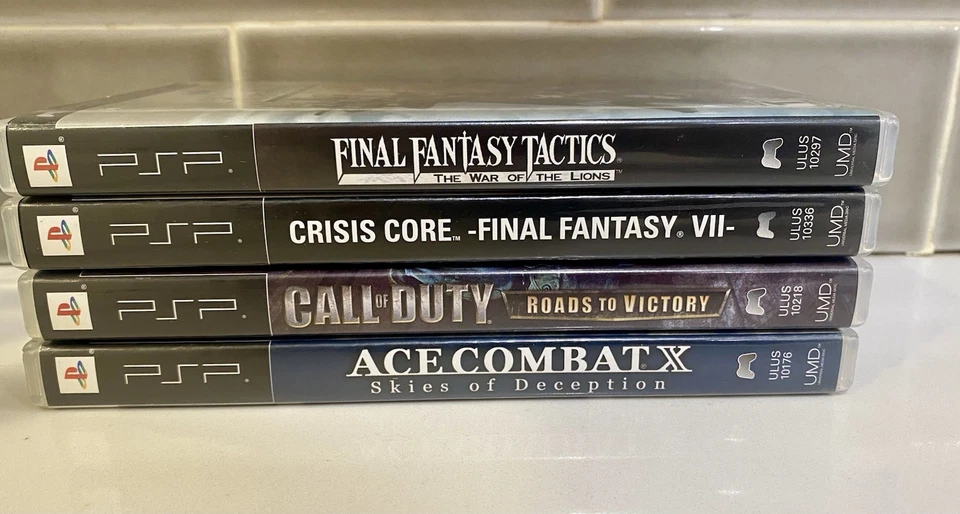 Lot of  4 PSP Games:Final Fantasy Tactics & VII(7): Call Of Duty & Ace Combat X - Image 3 of 4