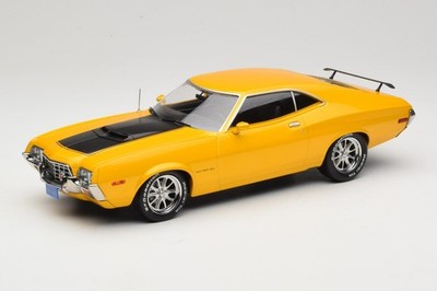 18CMC186 Ford Gran Torino Sport Yellow IXO 1:18