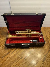 Vintage King Cleveland 600 Eastlake Ohio Trumpet In Case 