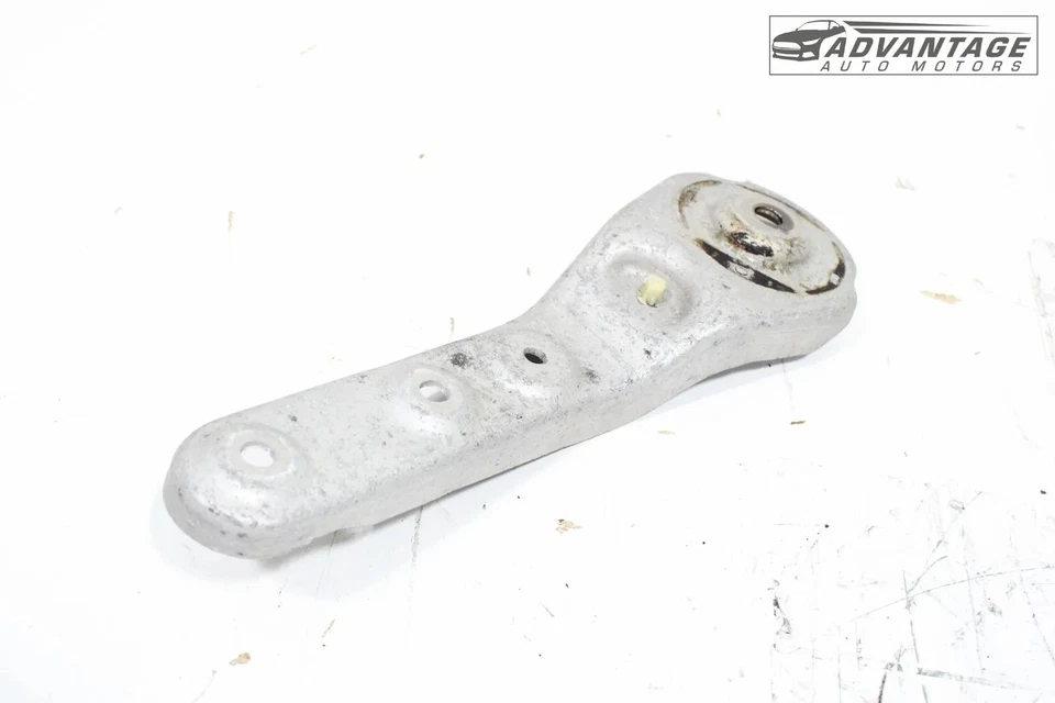 2016-2022 BMW 750I XDRIVE G12 AWD REAR RIGHT SUBFRAME FORWARD BRACE BRACKET OEM - Image 3 of 4