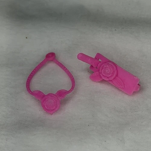 Barbie Pretty Changes #2598 ROSE NECKLACE pink plastic Accessory  1978