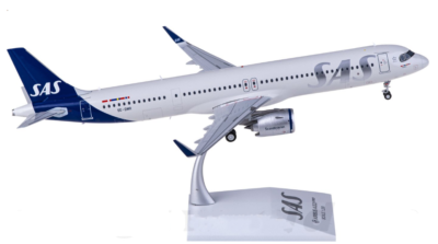 1:200 JC Wings SAS AIRBUS A321neo Passenger Airplane Diecast
