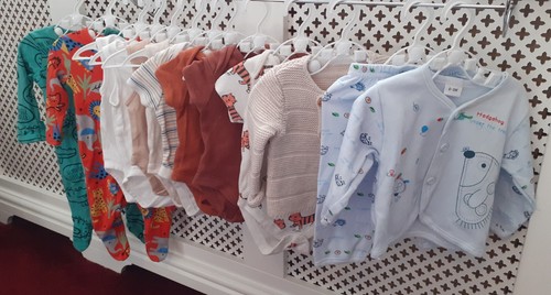 Paquete de ropa para bebé niño de 0 a 3 meses Inc H&M, cuidado de la madre, F&F, etc. - Imagen 12 de 16