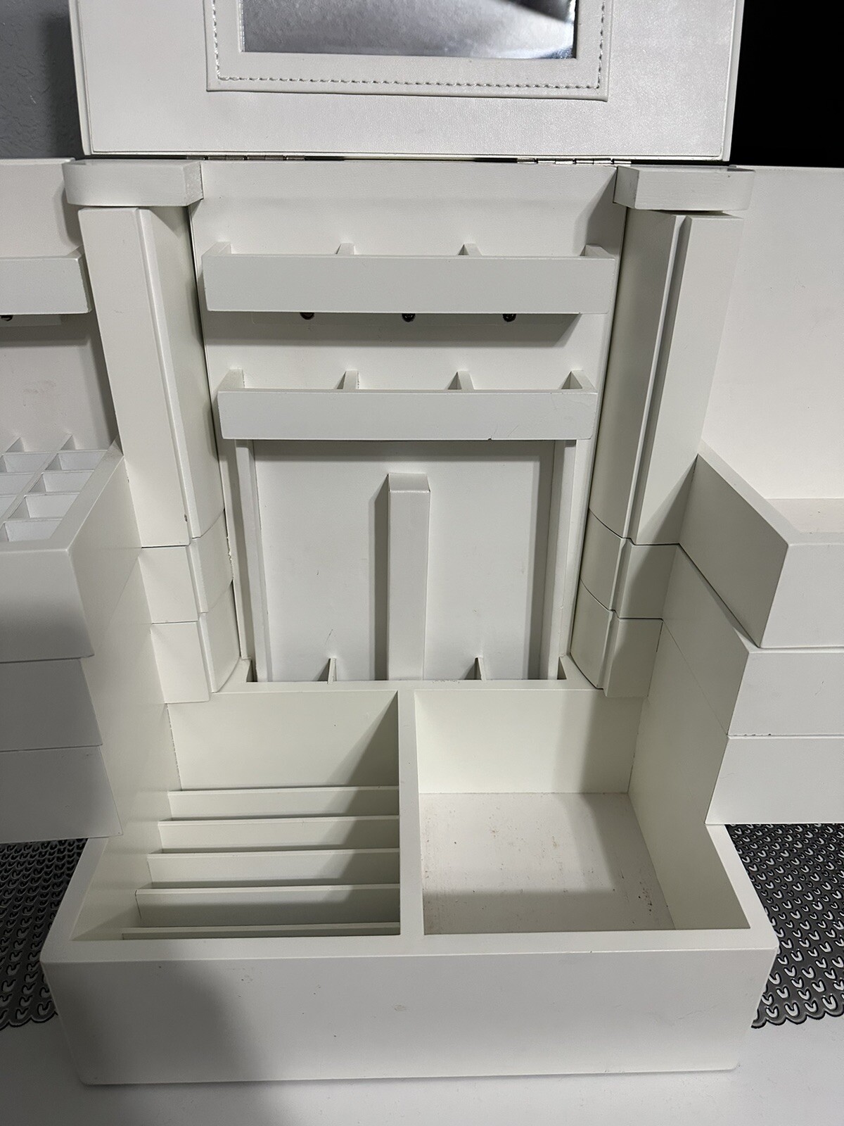 Lori Greiner Makeup Jewelry Organizer Box Clever & Unique Creations 4