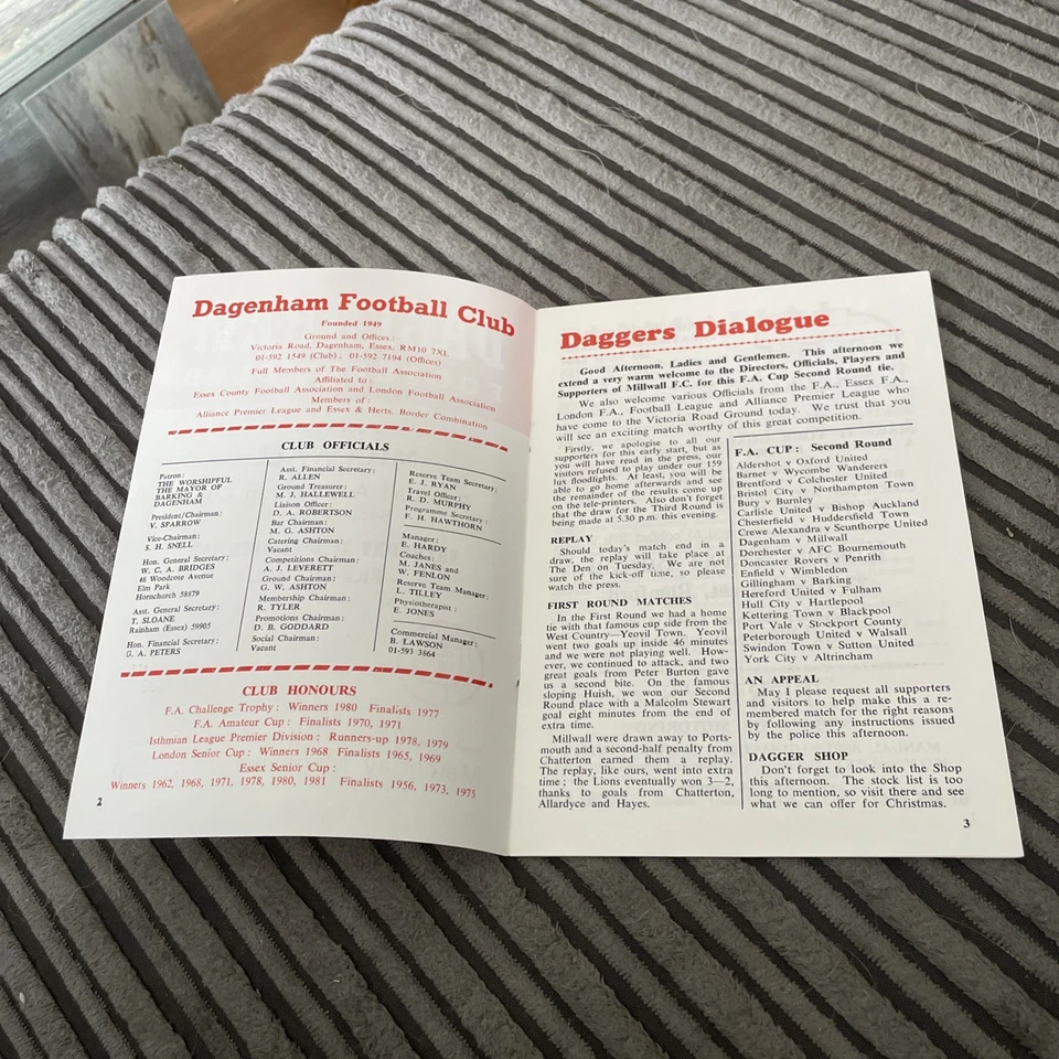 1981 DAGENHAM V MILLWALL FA CUP 2ND ROUND FOOTBALL PROGRAMME VGC - Image 2 of 4