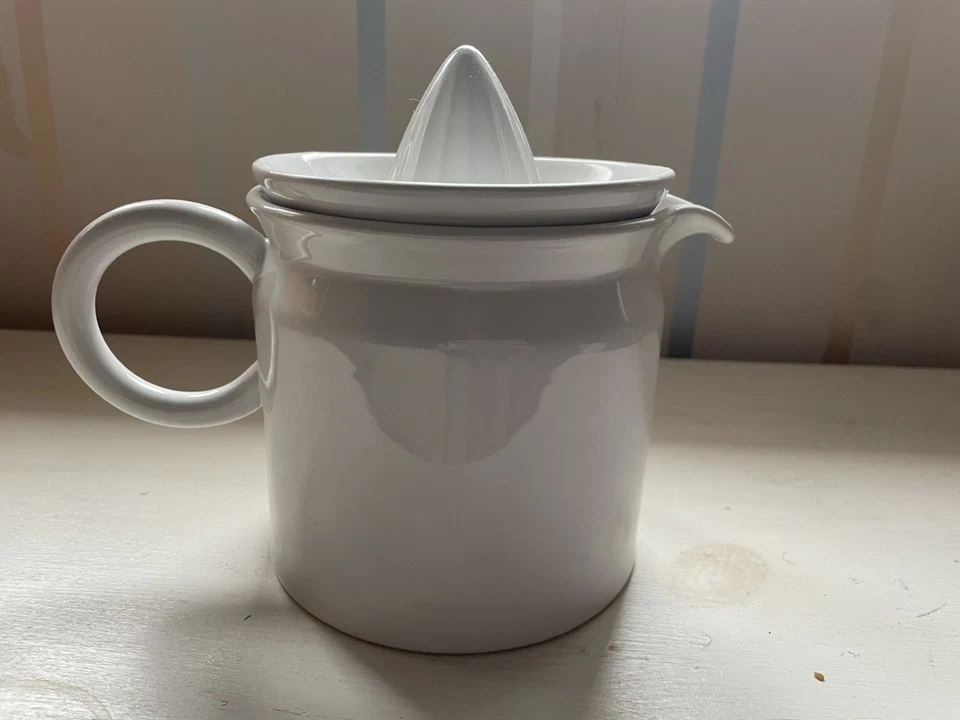 Exprimidor y jarra Terence Conran de Royal Doulton, prensa y jarra Foto 2 de 4