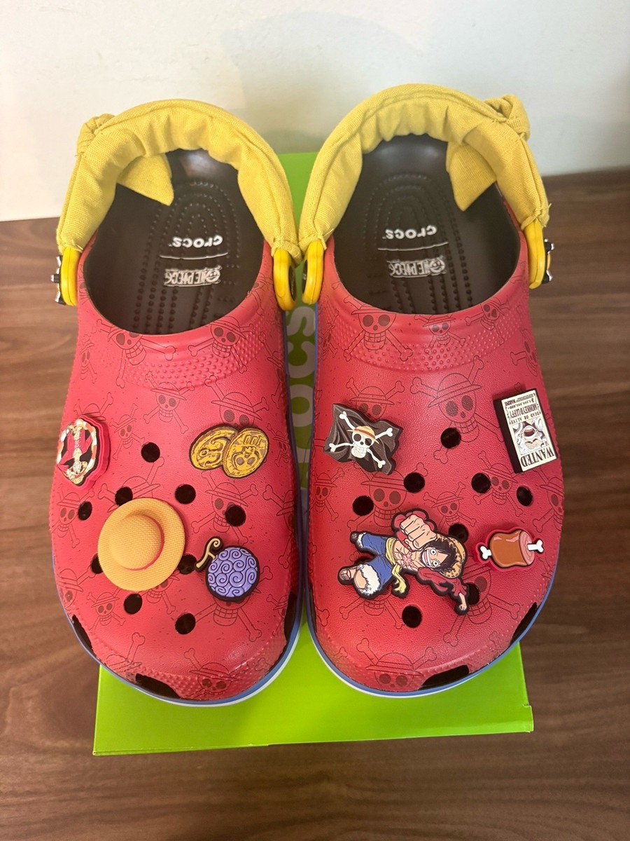 One Piece x Crocs Classic Clogs Luffy Size 10 Mens 212125-90H IN