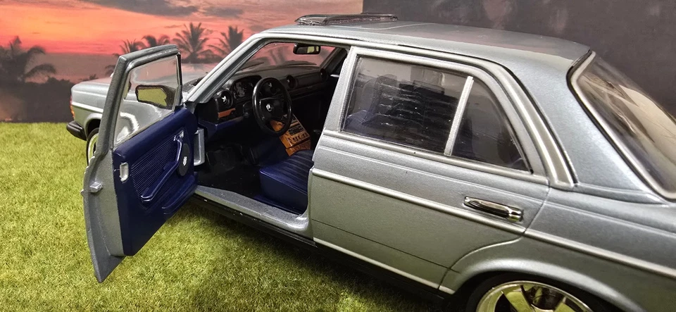 Revell 1:18 Mercedes W 123 : 230E  Umbau auf 5,0 - Bild 3 von 4