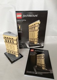 LEGO Architecture Flatiron Building 21023 Complete w/ Box & Manual (RETIRED)