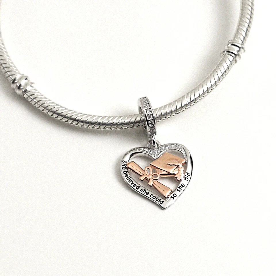 MariaFonte Charm Pendente Cuore Laurea Diploma Pergamena Cappello in Argento 925 - Immagine 2 di 4