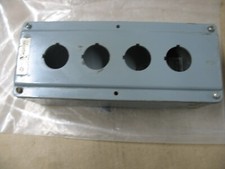 AB ALLEN BRADLEY 800T-4TZ FOUR POSITION PUSH BUTTON ENCLOSURE P9565