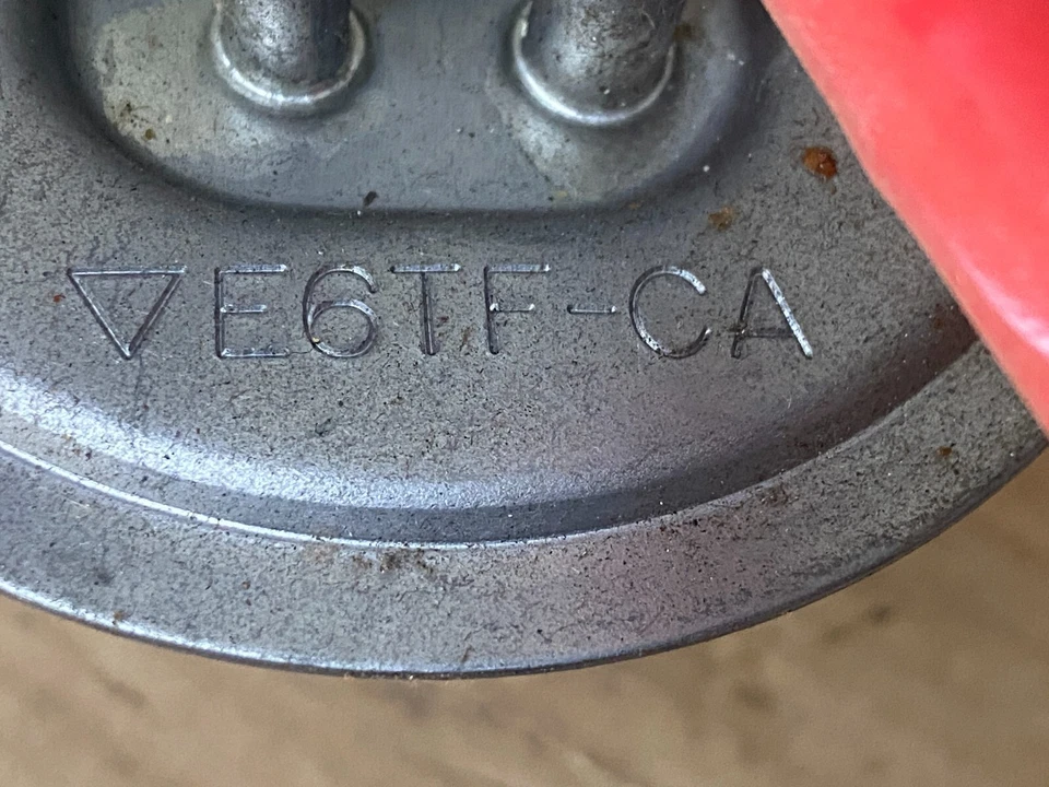 Bomba de combustible Ford E5TZ-9H307-B -- 1985-1986 F150 F250 con tanque detrás eje trasero nuevo de stock Foto 4 de 4