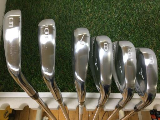 Mizuno Pro 245 6S Iron Set S200 Right-Handed Dynamic Gold 95 Mizuno Pro 245 6S Iron Set S200 Right-Handed Dynamic Gold 95