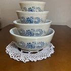 Pyrex Homestead Mixing Bowl Set of 4 Tan/ Blue Nesting 401, 402, 403 & 404. EUC