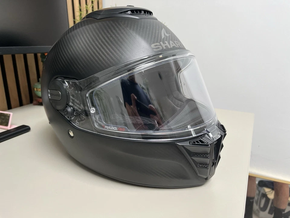 SHARK SPARTAN RS HELMET - MATT CARBON - Image 4 of 4