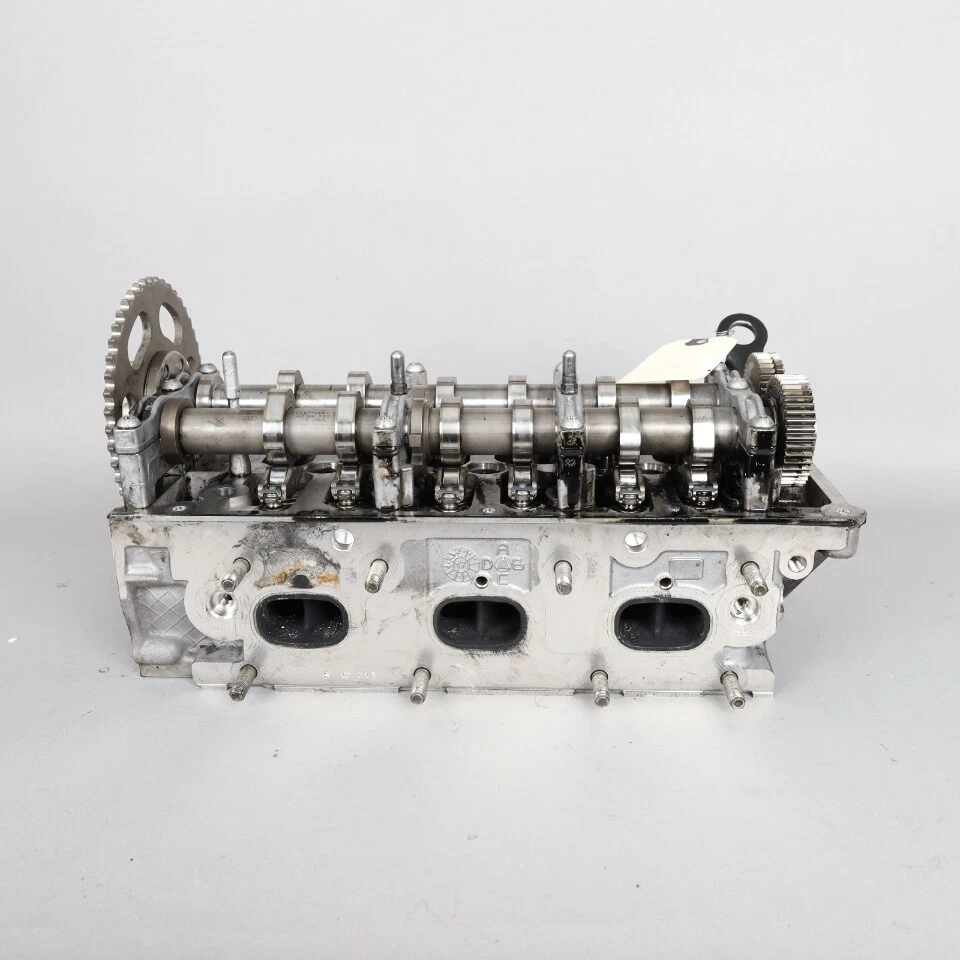 2013-2016 Volkswagen Touareg 3.0 Diesel Right Cylinder Head 06E103066M OEM Used - Bild 4 von 4