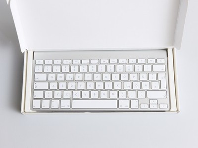 Apple Wireless Keyboard Bluetooth Tastatur A1314   2009