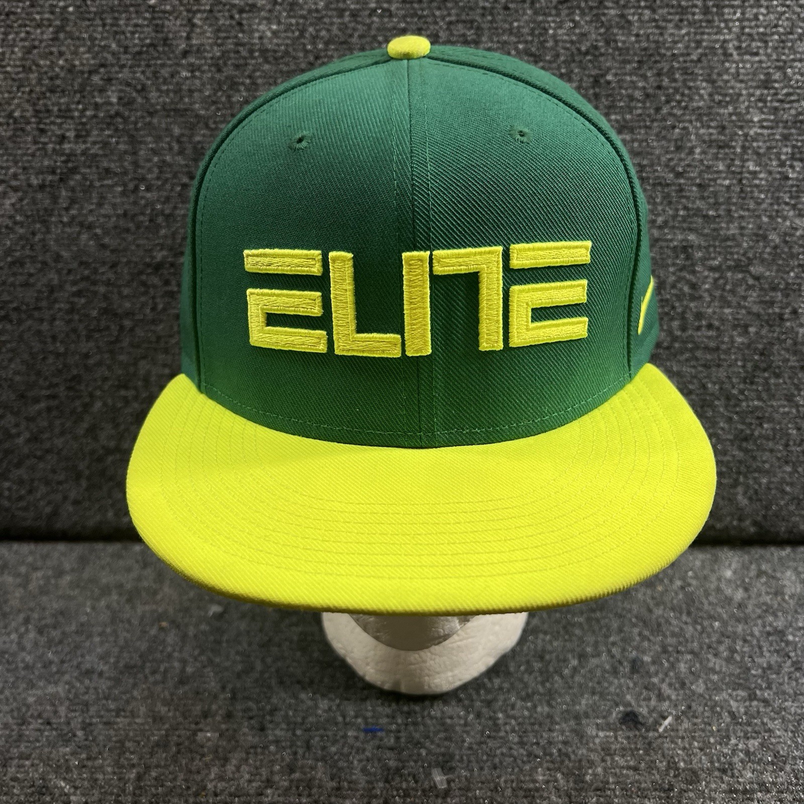Nike True Elite Snapback Flat Bill Embroidered Cap Green/Yellow One Size