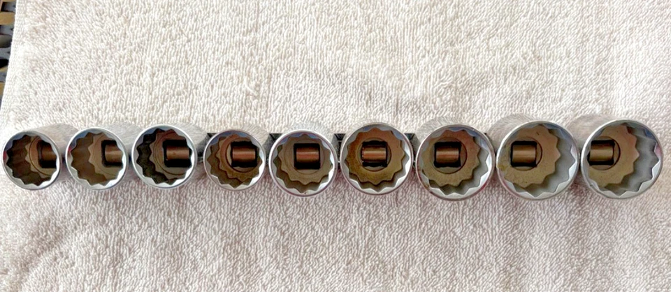 Allen Brand 12 PCS  Metric Socket Set 3/8 drive - Image 3 of 4