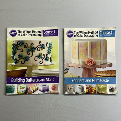 #ad Wilton Method of Cake Decorating Student Guides 1 and 3 Lot English Baking $9.99