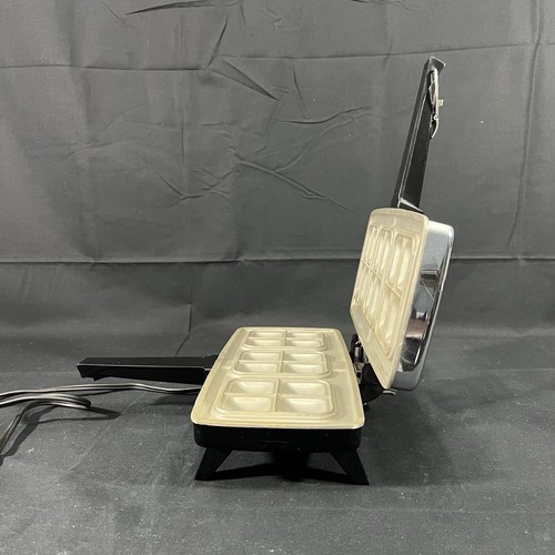 Sunbeam Party Grill Chrome Sandwich Maker Press Model 870 Electric - Picture 4 of 12