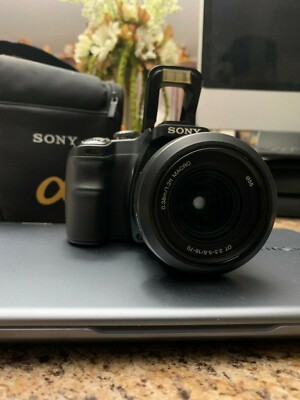 Sony Alpha a100 10.2MP Digital SLR Camera - Black (Kit w/ DT 18