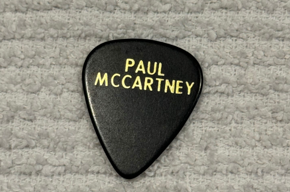 Paul McCartney Guitar Pick Genuine Tour Beatles One-Sided Concert